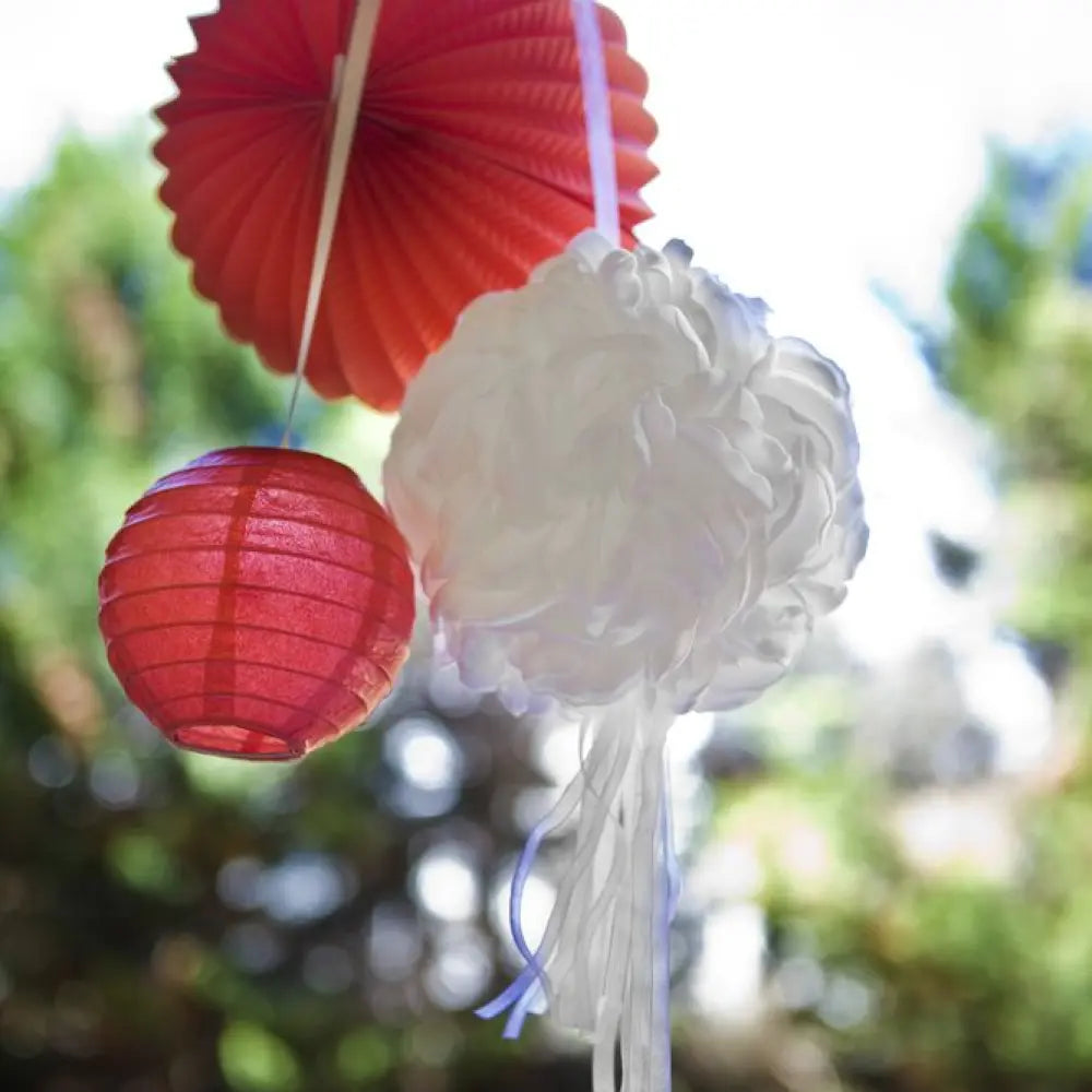 Boule de Pétales Blanches avec Rubans - 16cm