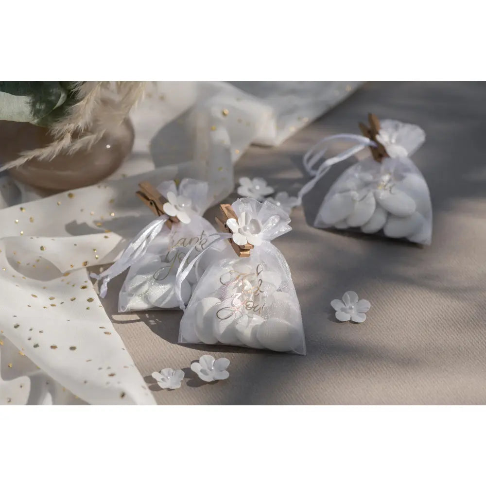 40 Petites Fleurs perlées - 2.3 x 2.1 & 1.5 x 1.6 cm - Blanc