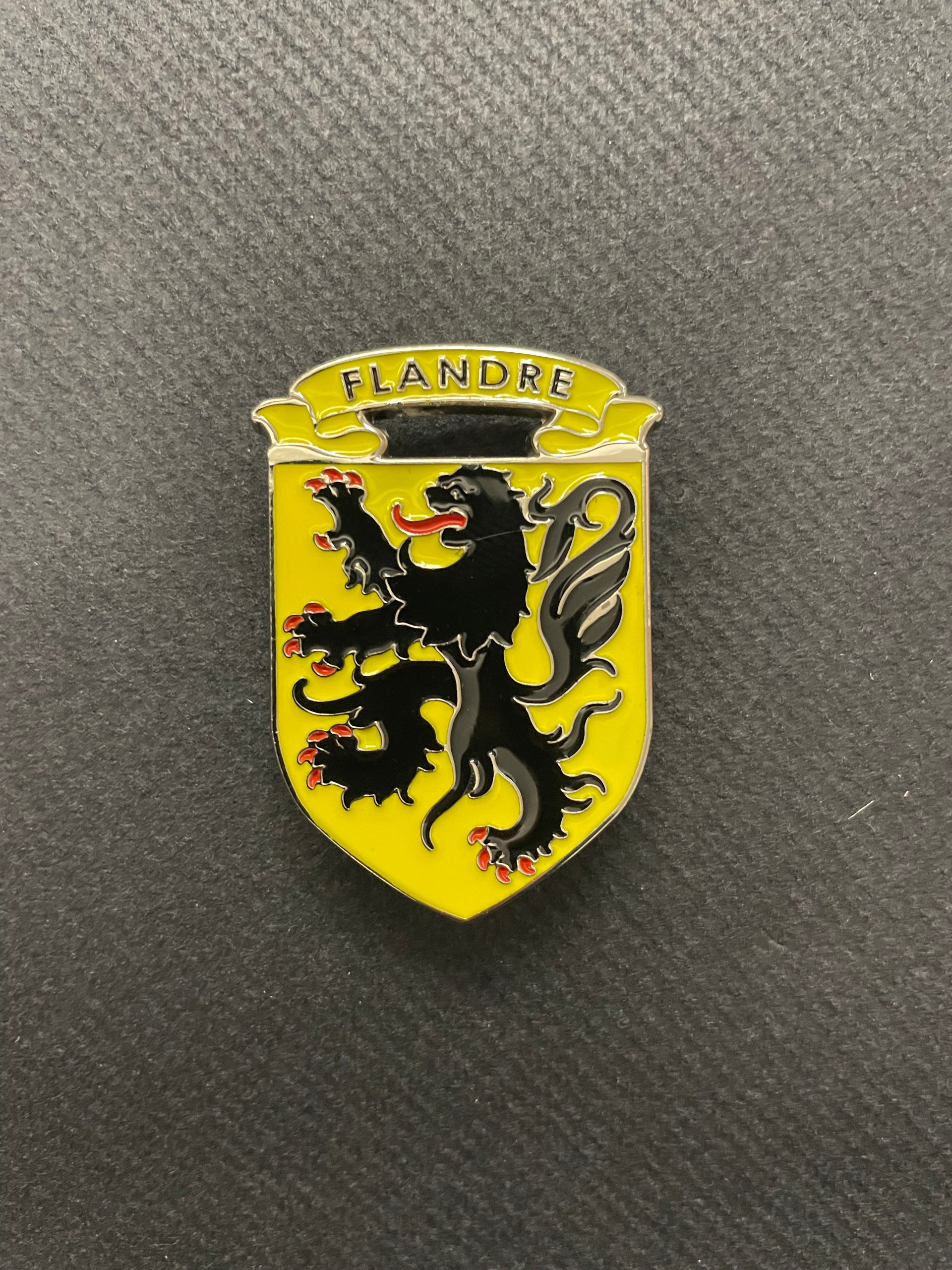 Insigne Broche Cyclotouriste - Monts De Flandres - Club Français Années 60