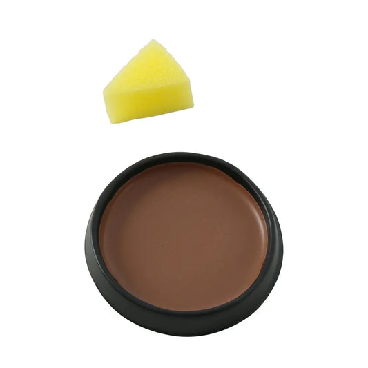 Maquillage avec éponge - Marron