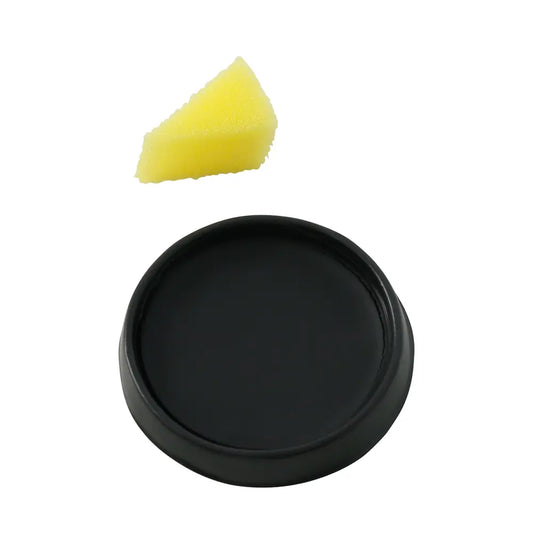 Maquillage avec éponge - Noir