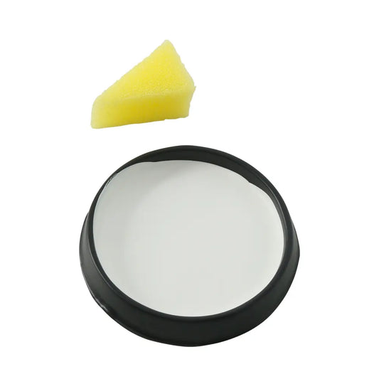 Maquillage avec éponge - Blanc