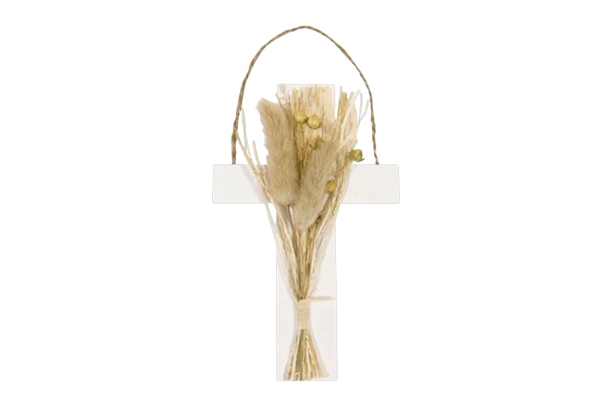 Croix en bois blanchi avec bouquet de fleurs séchées