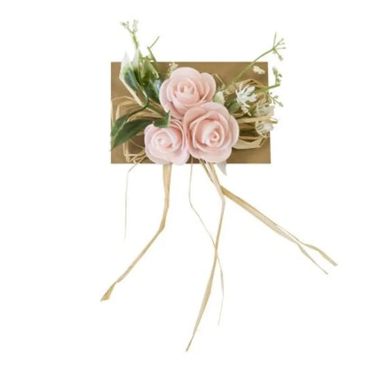 Rosettes Rose sur Carte - avec Raphia et Feuillage