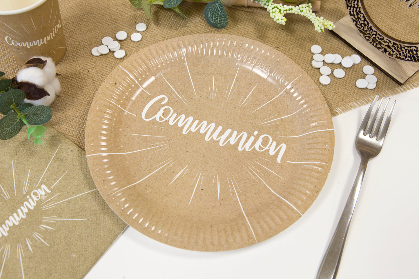 Assiette en carton "Communion" effet kraft impression blanc