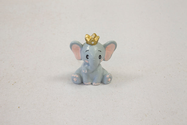 RESINE ELEPHANT AVEC COURONNE DOREE (x 3)