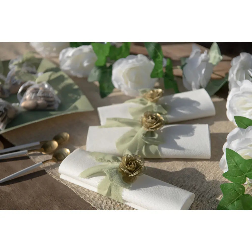 Rose sur Tige Blanc - 4 x 7.5 cm - Sachet de 4 pièces